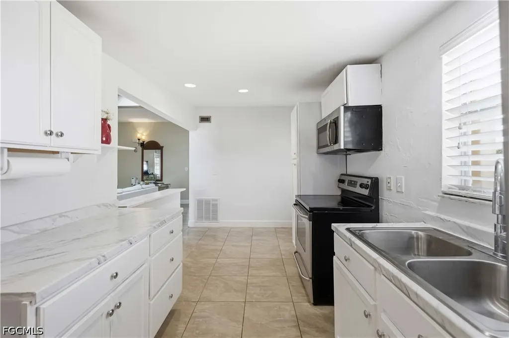 2409 Ednor Street Port Charlotte FL 33952