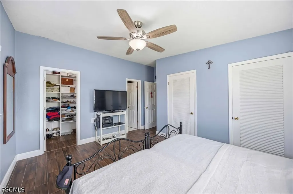 2409 Ednor Street Port Charlotte FL 33952