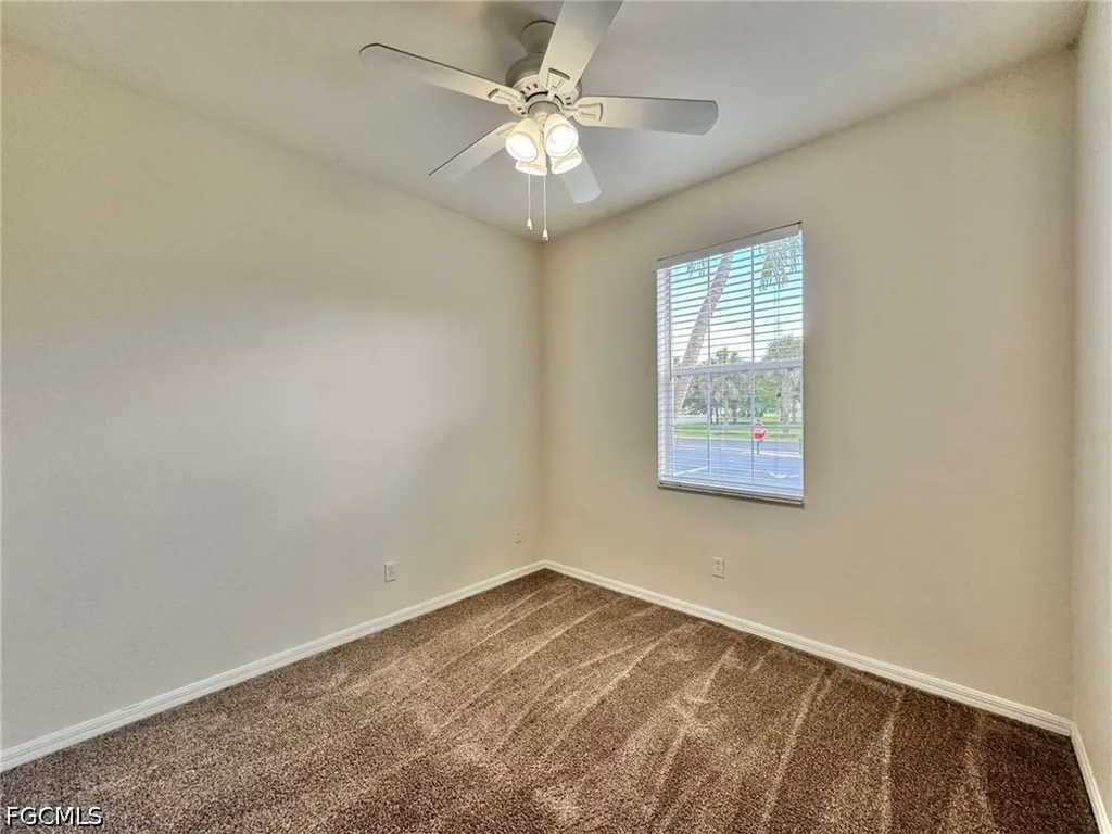 4263 Liron Avenue Fort Myers FL 33916