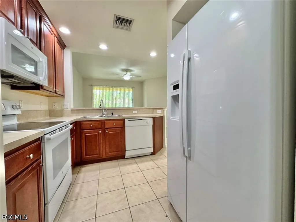 4263 Liron Avenue Fort Myers FL 33916
