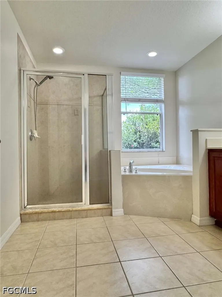 4263 Liron Avenue Fort Myers FL 33916