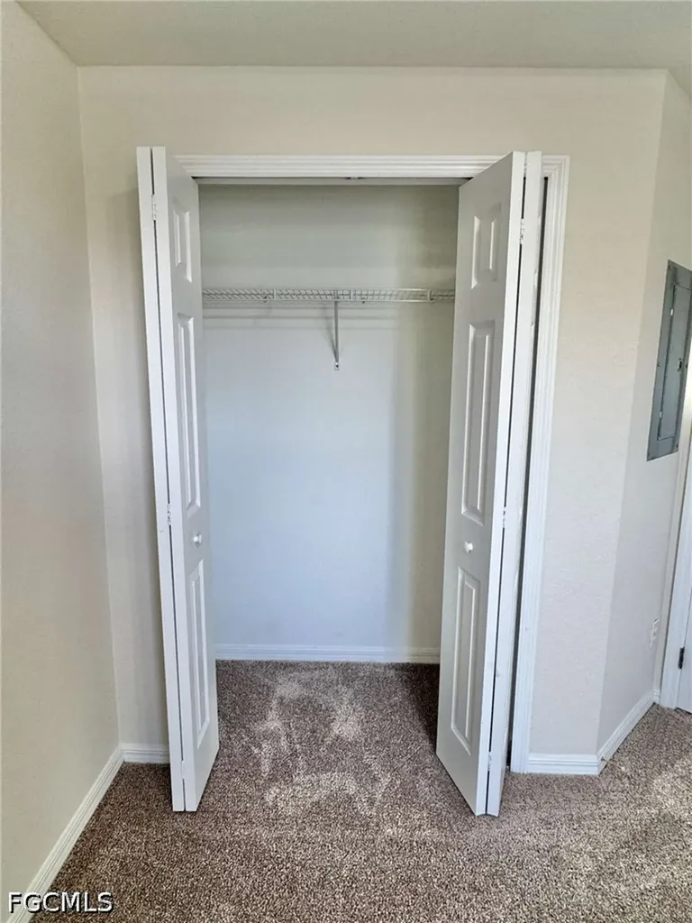 4263 Liron Avenue Fort Myers FL 33916