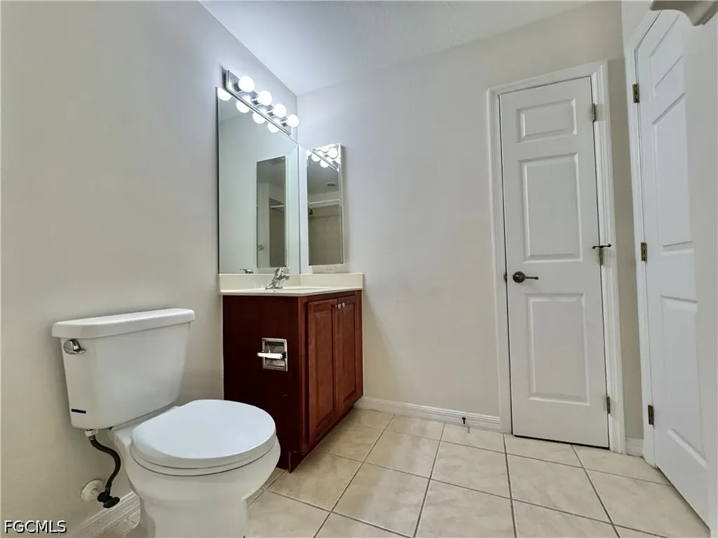 4263 Liron Avenue Fort Myers FL 33916