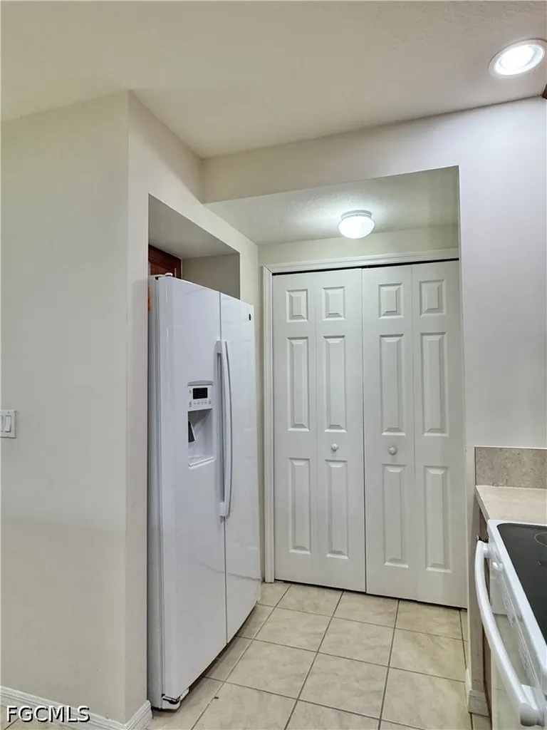 4263 Liron Avenue Fort Myers FL 33916
