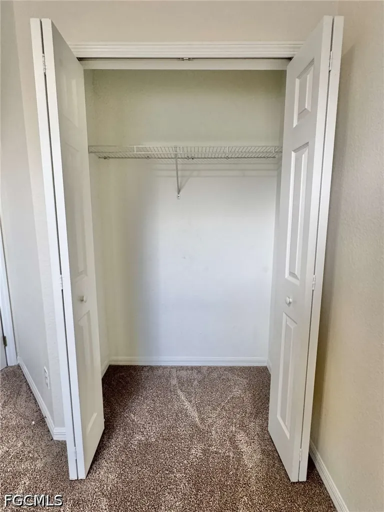 4263 Liron Avenue Fort Myers FL 33916