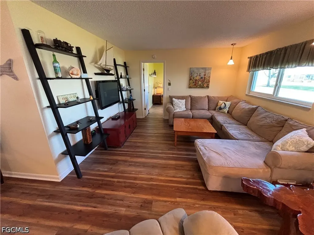 1515 Edgewater Circle Fort Myers FL 33919