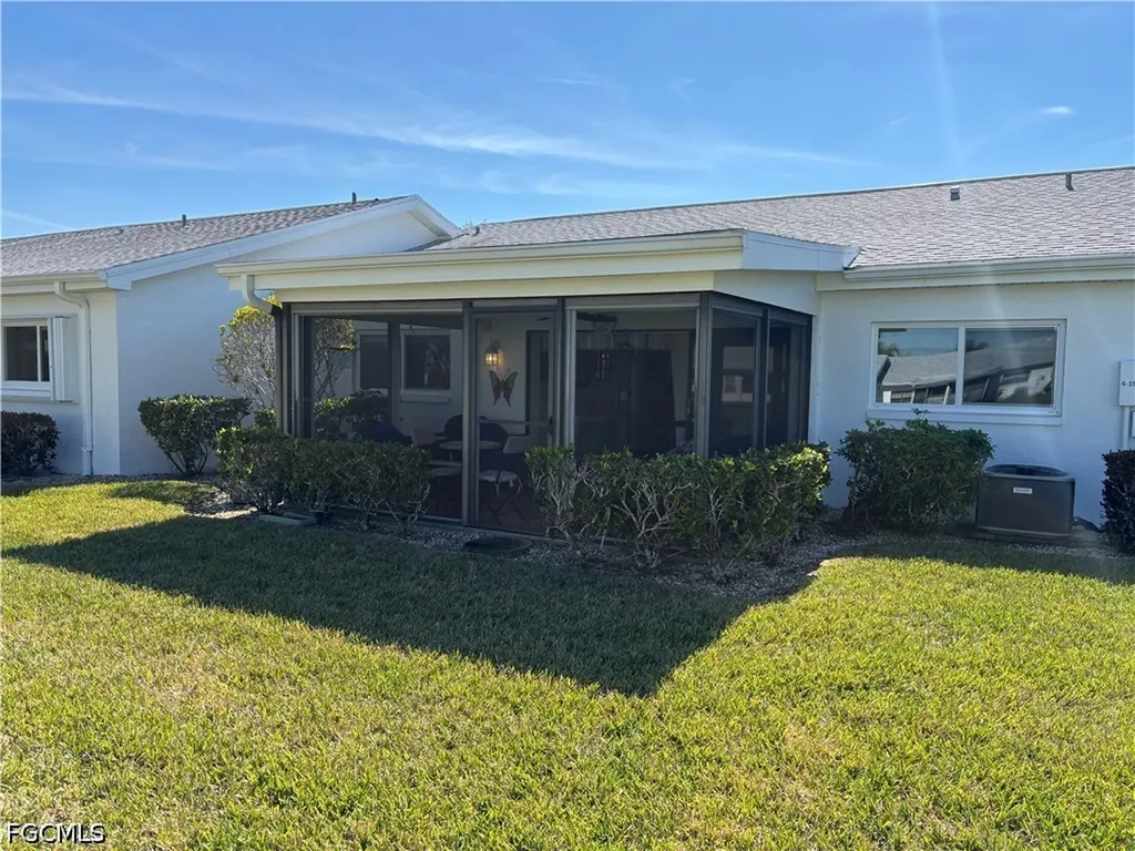 1515 Edgewater Circle Fort Myers FL 33919