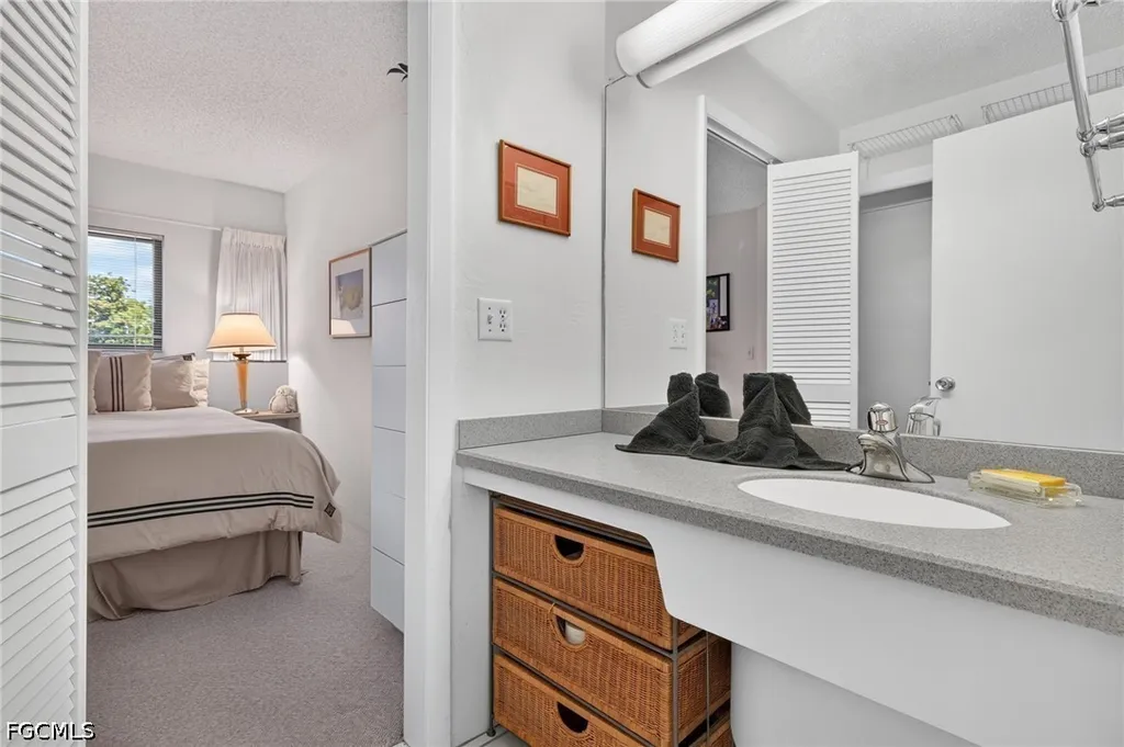 1250 Tennisplace Court Sanibel FL 33957