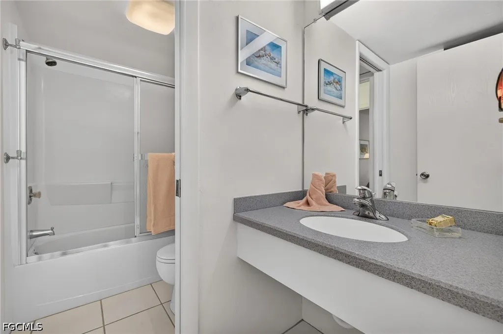 1250 Tennisplace Court Sanibel FL 33957