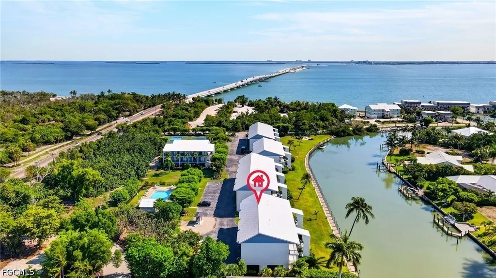 1250 Tennisplace Court Sanibel FL 33957