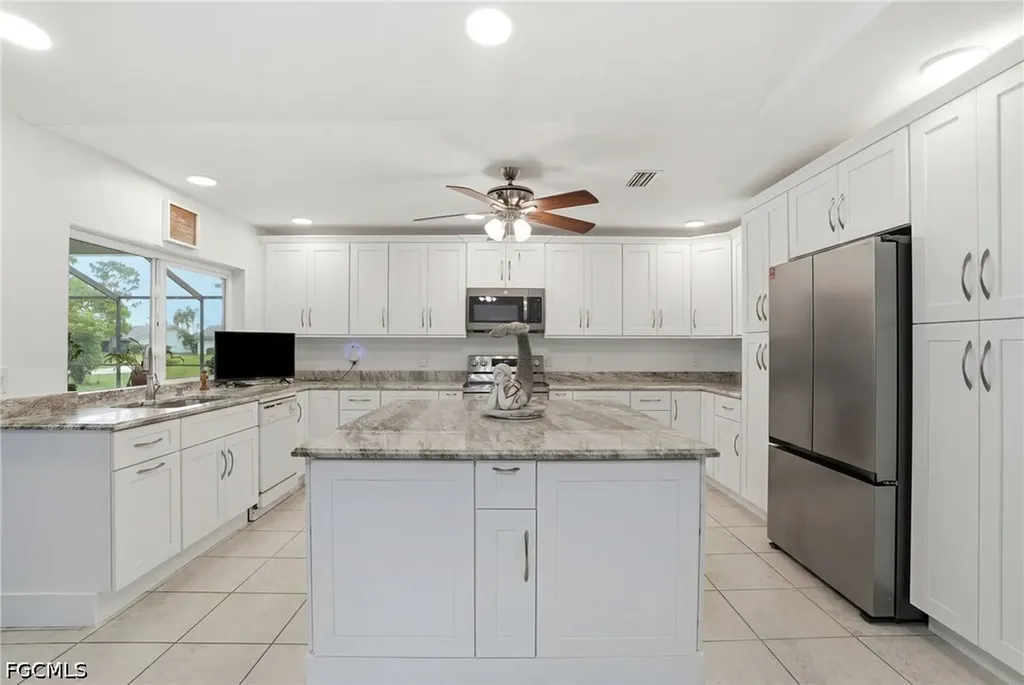 6114 Deer Run Fort Myers FL 33908