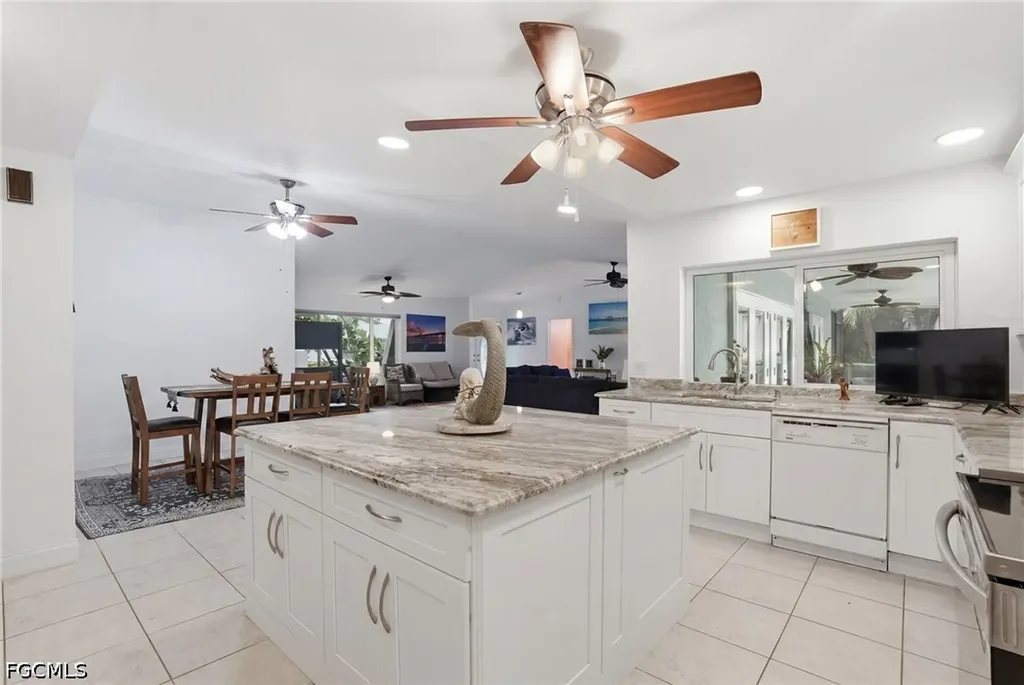 6114 Deer Run Fort Myers FL 33908