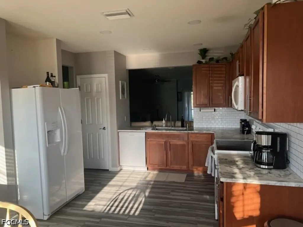 3420 Cancun Court Cape Coral FL 33909