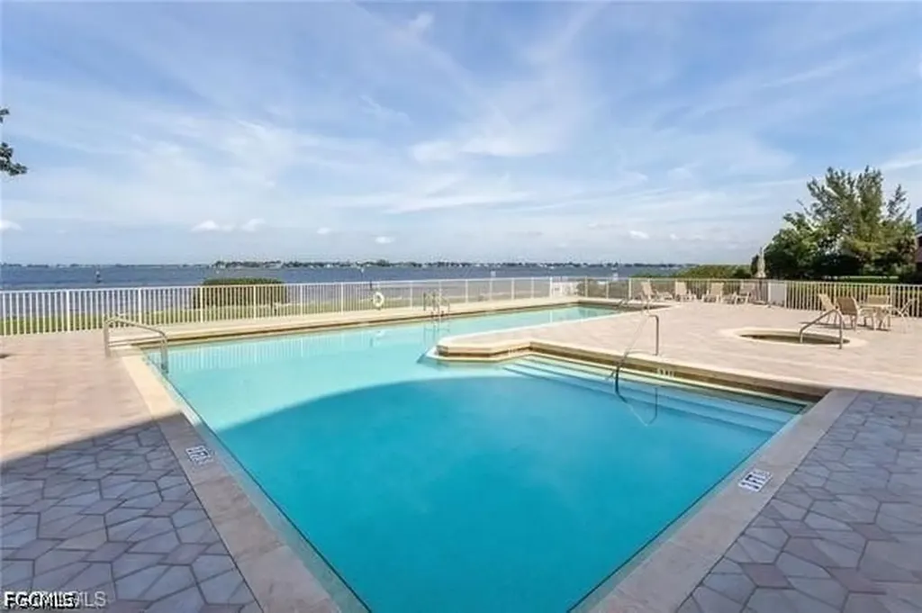 14250 Royal Harbour Court Fort Myers FL 33908