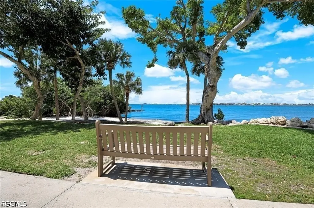 14250 Royal Harbour Court Fort Myers FL 33908