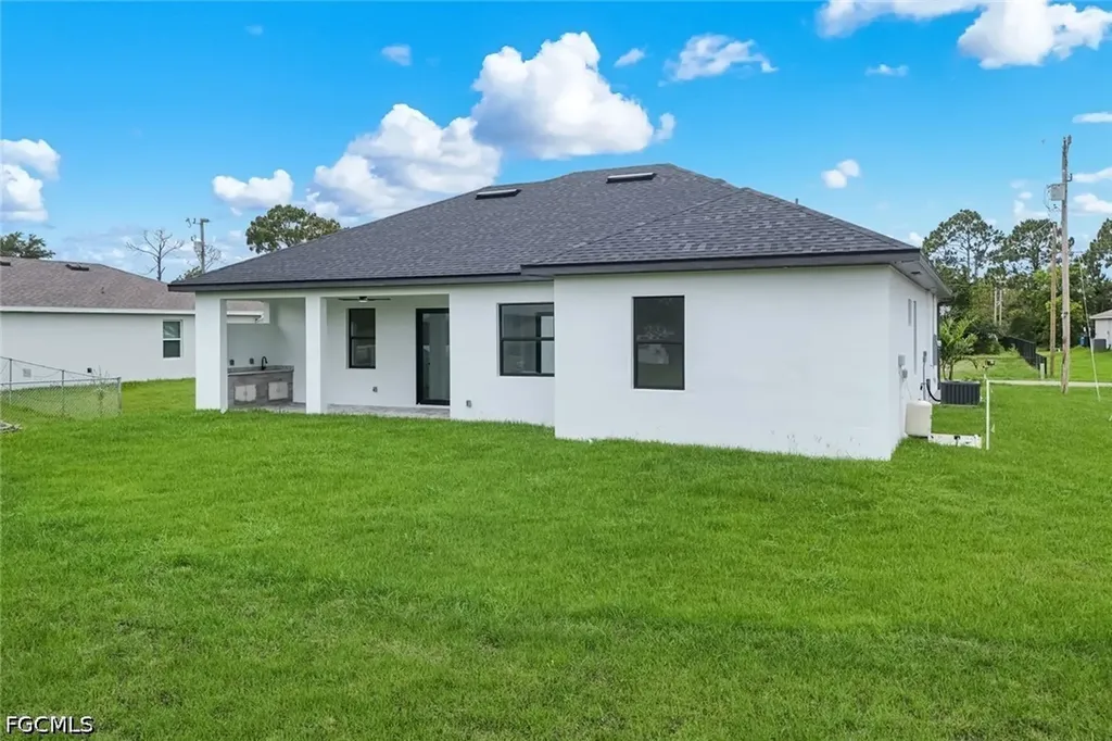 3005 Ida Avenue S Lehigh Acres FL 33971