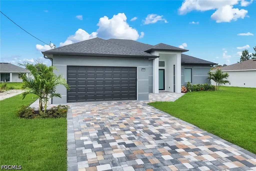 3005 Ida Avenue S Lehigh Acres FL 33971