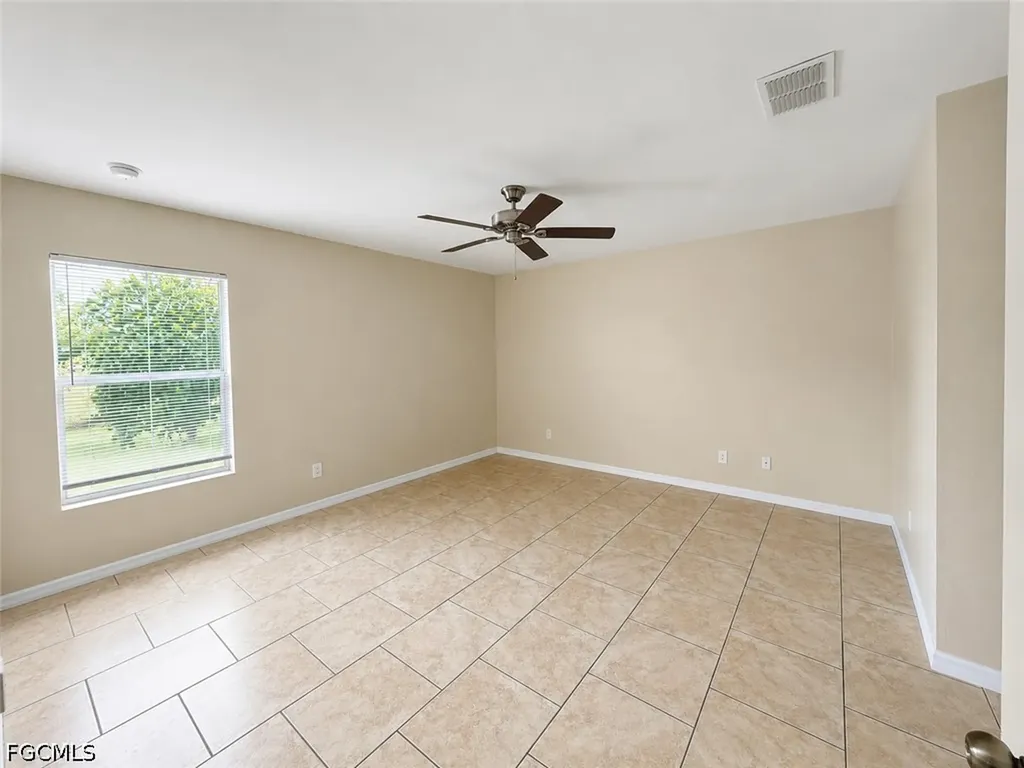 4141 NE 19th Place Cape Coral FL 33909