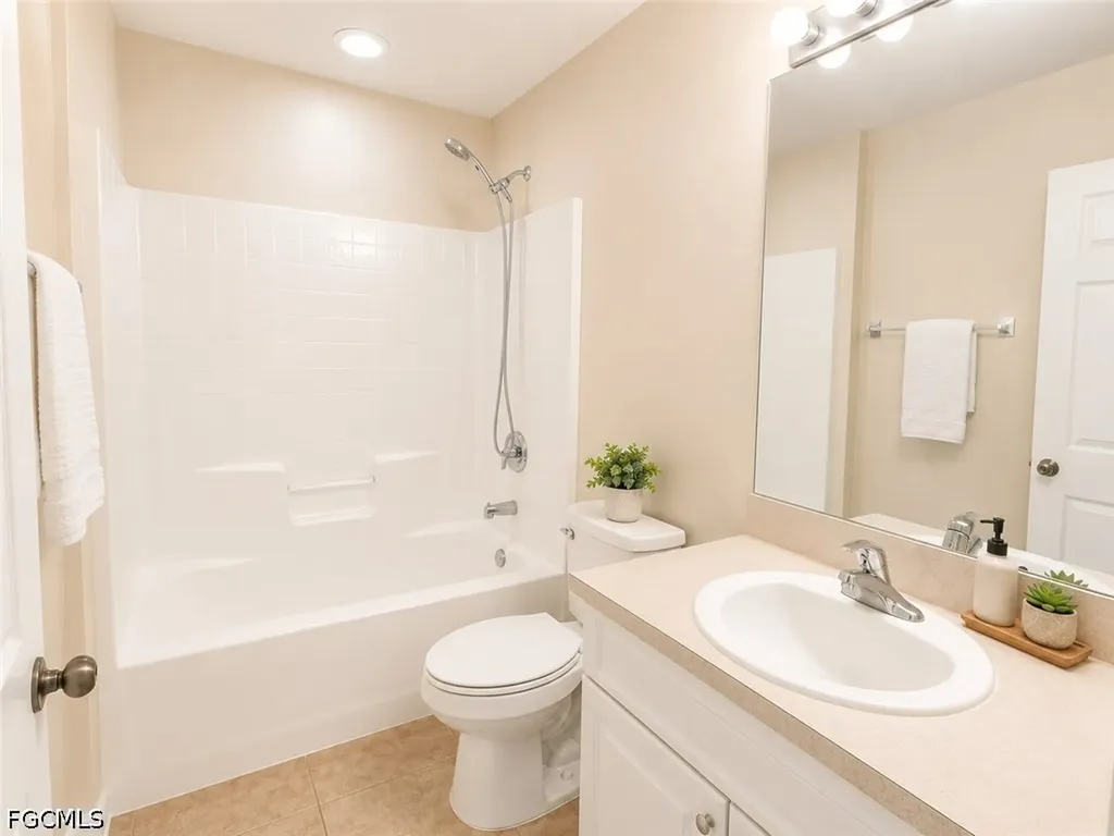 4141 NE 19th Place Cape Coral FL 33909