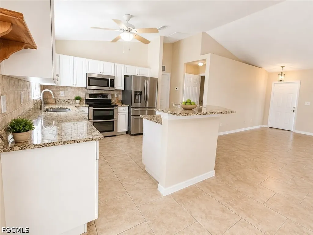 4141 NE 19th Place Cape Coral FL 33909