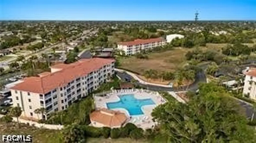 4013 Palm Tree Boulevard Cape Coral FL 33904