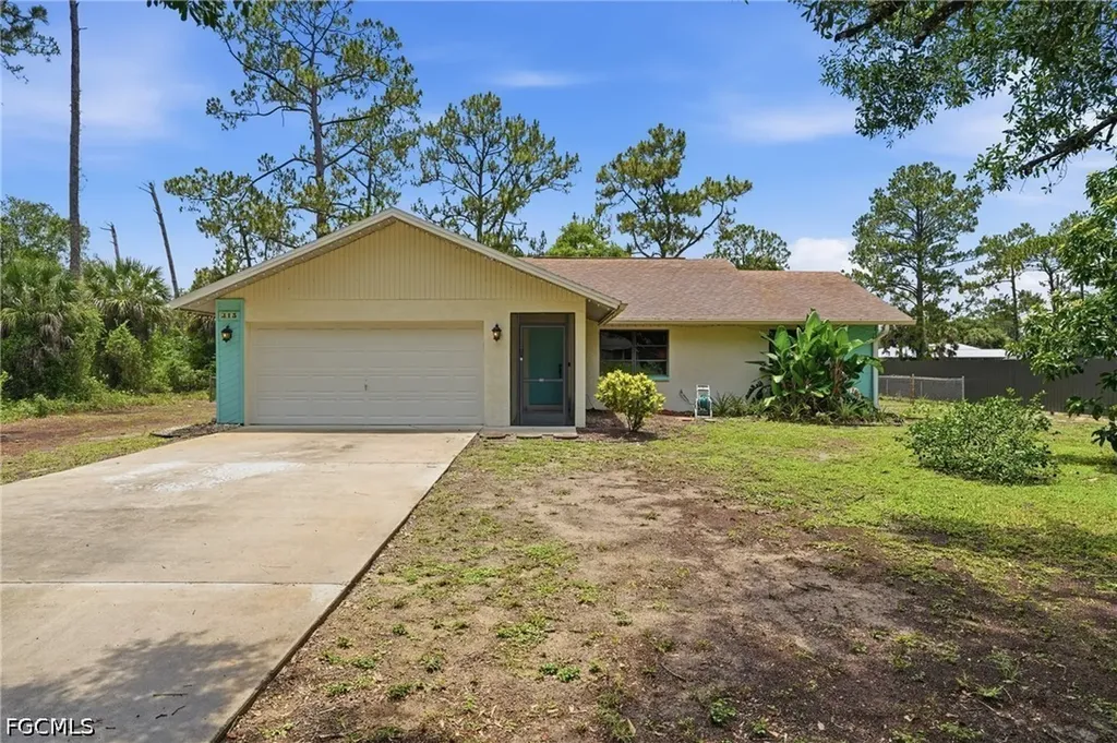 315 Roosevelt Avenue Lehigh Acres FL 33936