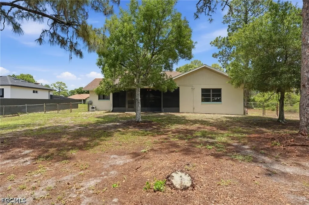 315 Roosevelt Avenue Lehigh Acres FL 33936
