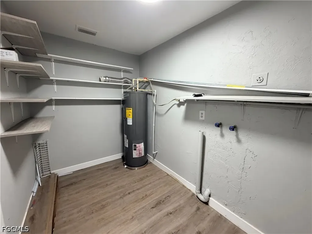 1759 Aquarius Court Fort Myers FL 33916