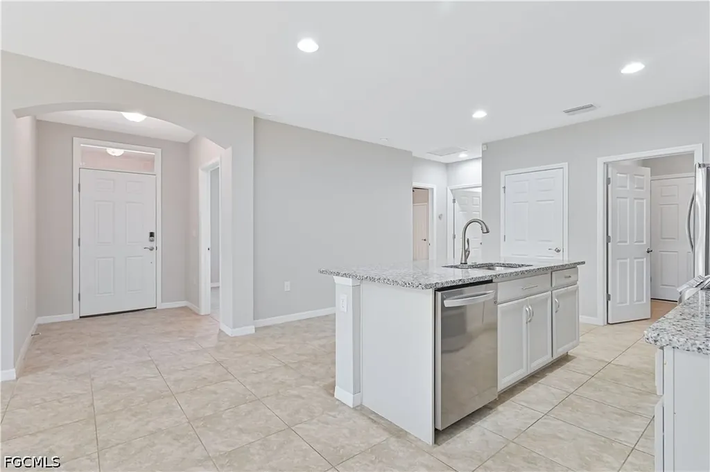 4365 Dutchess Park Road Fort Myers FL 33916