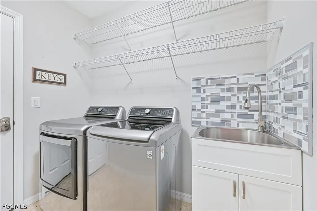 4365 Dutchess Park Road Fort Myers FL 33916