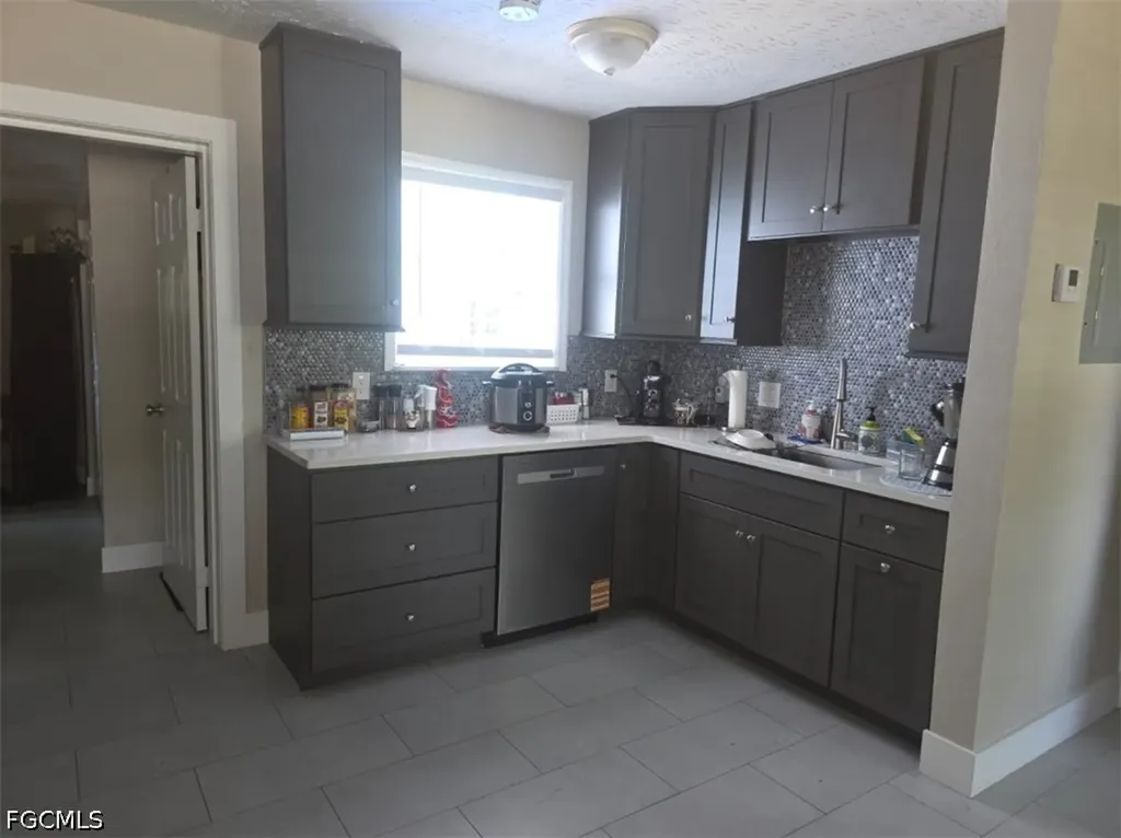 1665 Moreno Avenue Fort Myers FL 33901
