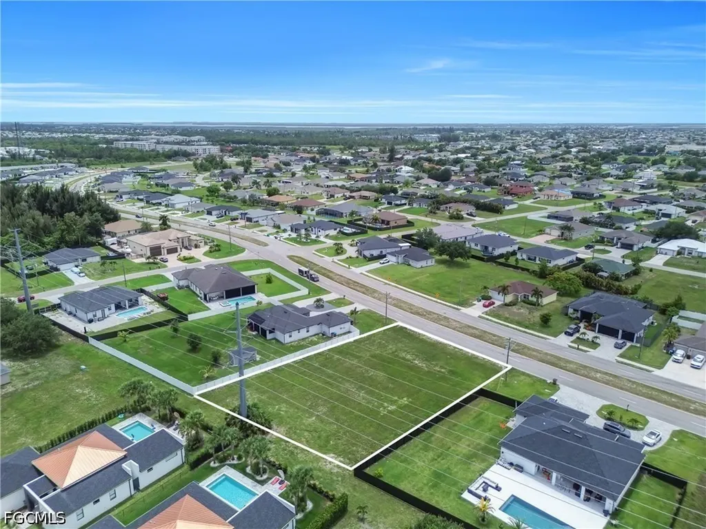 241 El Dorado Boulevard S Cape Coral FL 33991