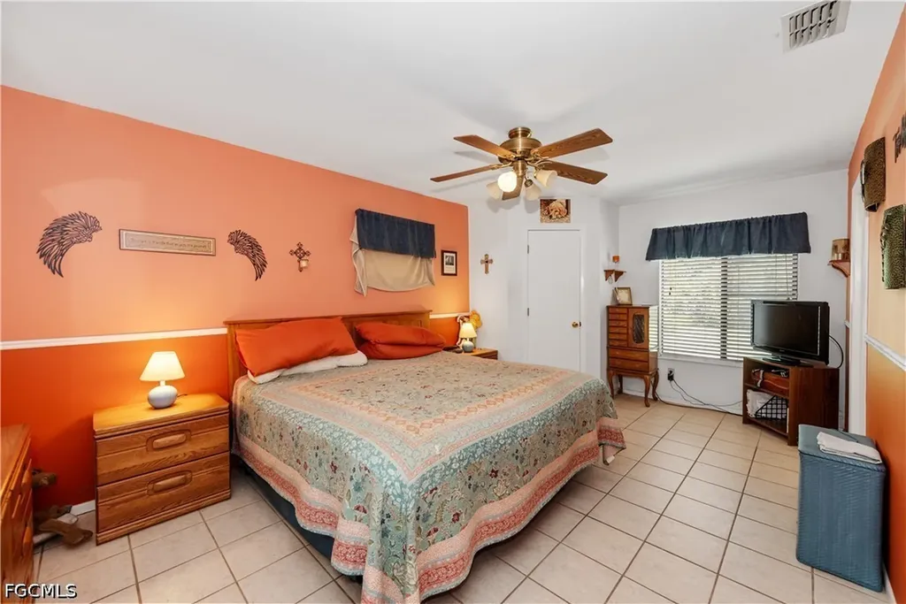 171 SE 4th Street Cape Coral FL 33990