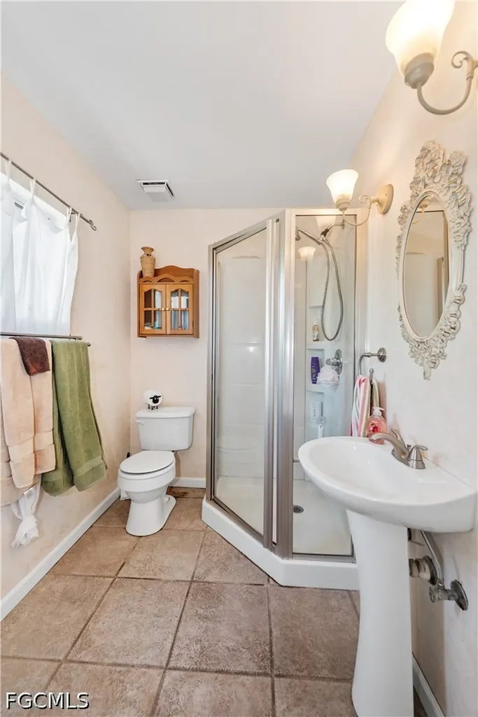 171 SE 4th Street Cape Coral FL 33990