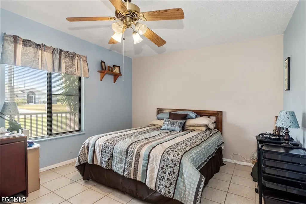 171 SE 4th Street Cape Coral FL 33990