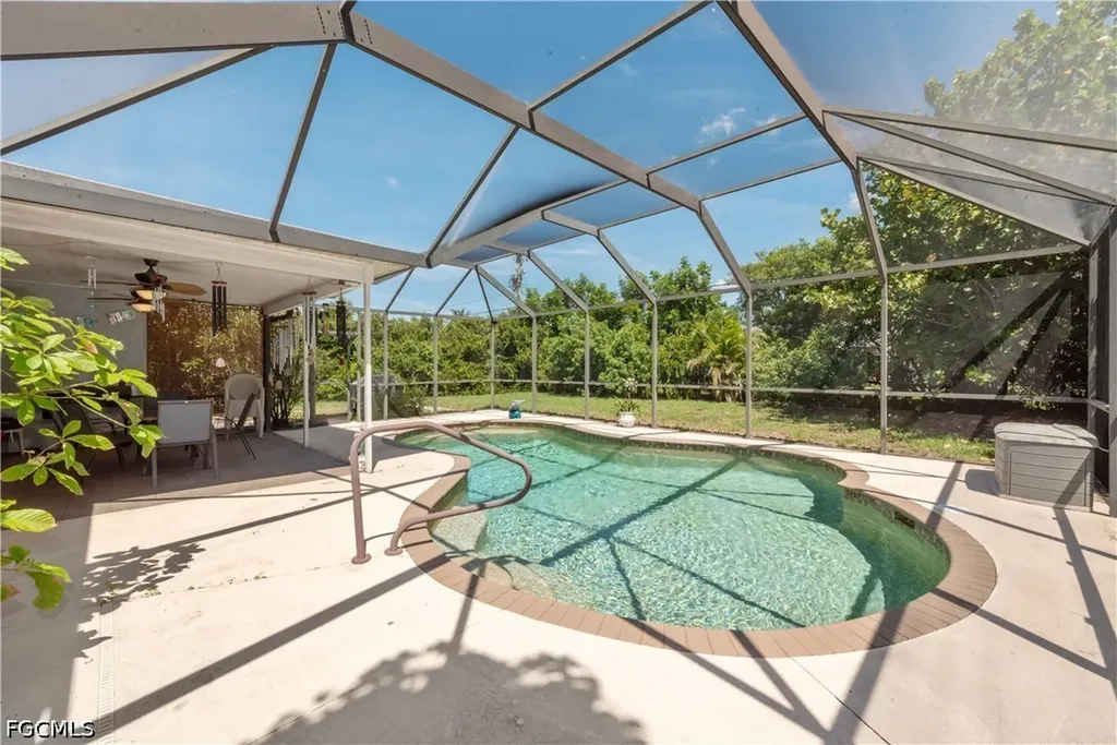 171 SE 4th Street Cape Coral FL 33990