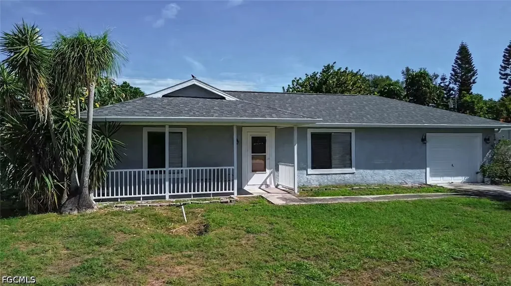 171 SE 4th Street Cape Coral FL 33990
