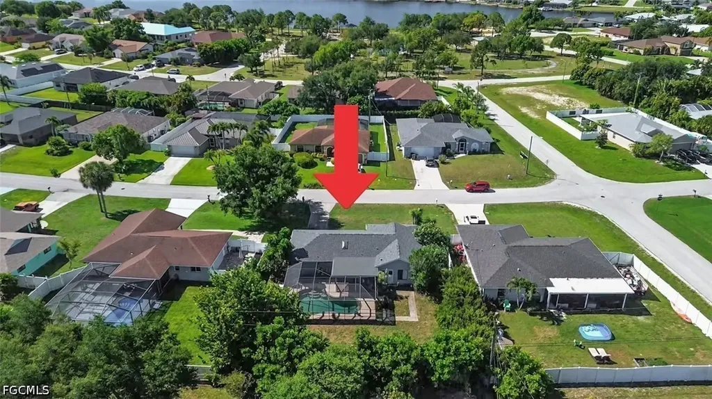 171 SE 4th Street Cape Coral FL 33990