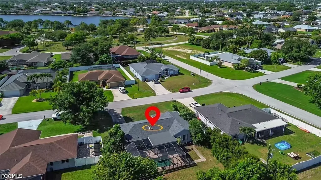 171 SE 4th Street Cape Coral FL 33990