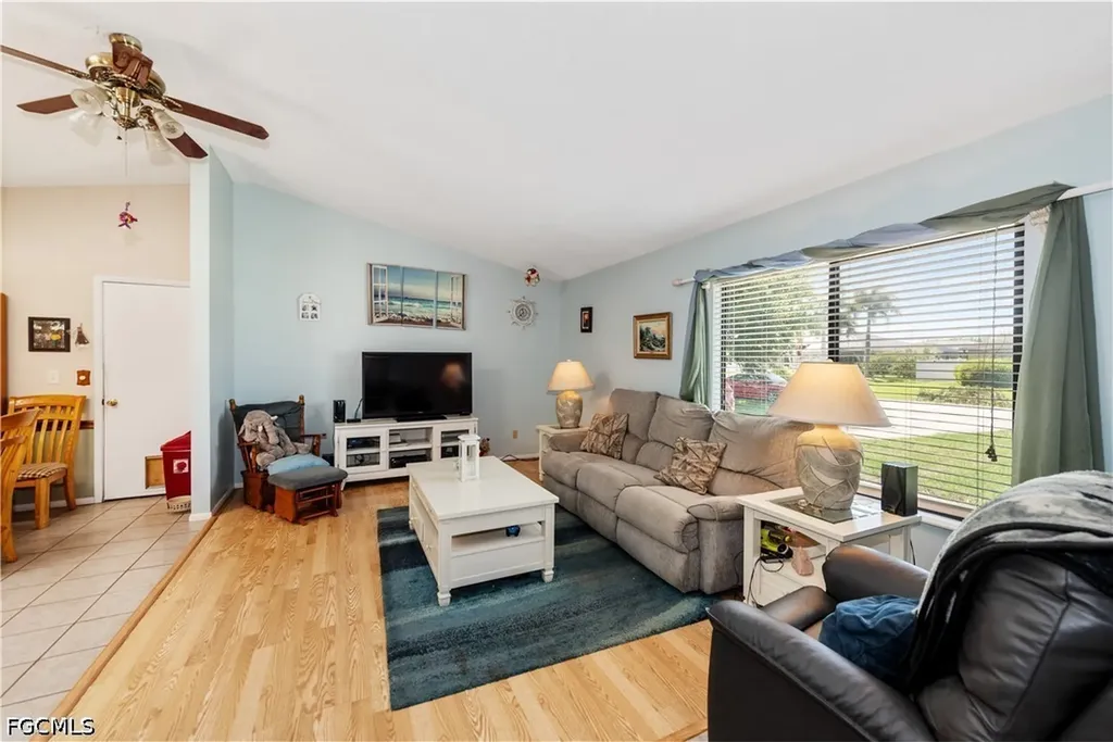 171 SE 4th Street Cape Coral FL 33990