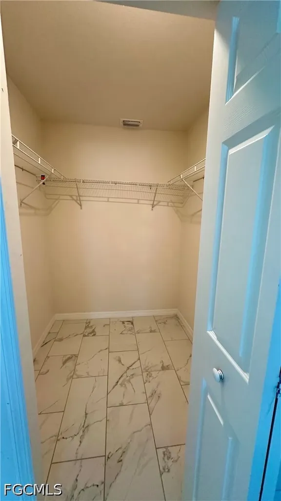 3305 SW 15th Place Cape Coral FL 33914