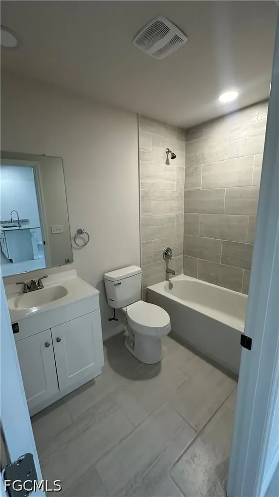 3305 SW 15th Place Cape Coral FL 33914