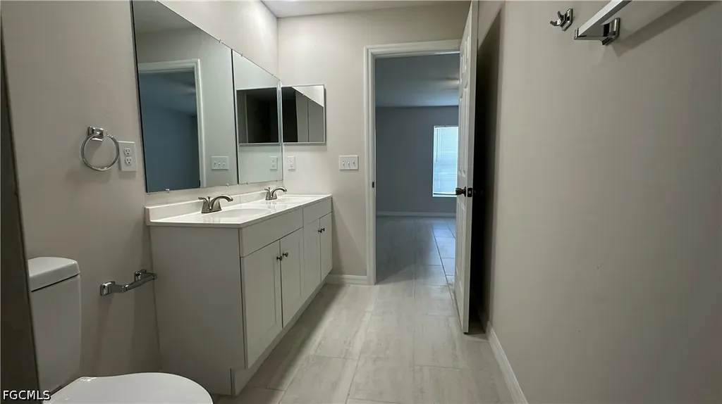 3305 SW 15th Place Cape Coral FL 33914