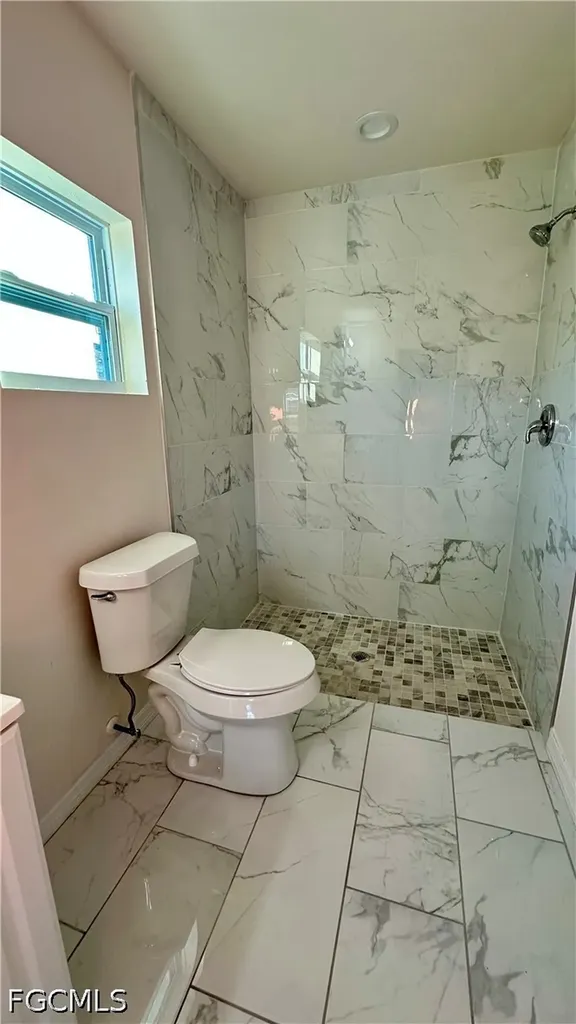3305 SW 15th Place Cape Coral FL 33914