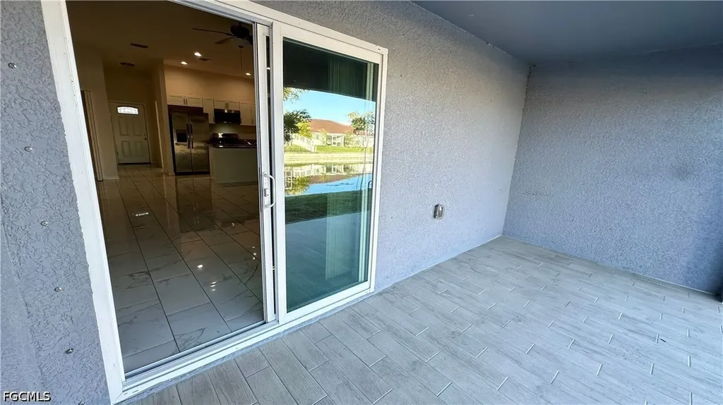 3305 SW 15th Place Cape Coral FL 33914
