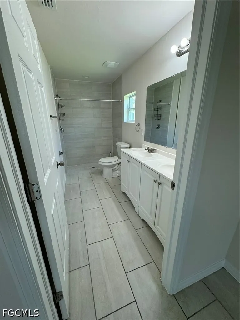 3305 SW 15th Place Cape Coral FL 33914