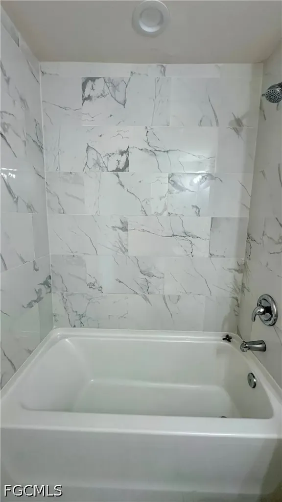 3305 SW 15th Place Cape Coral FL 33914