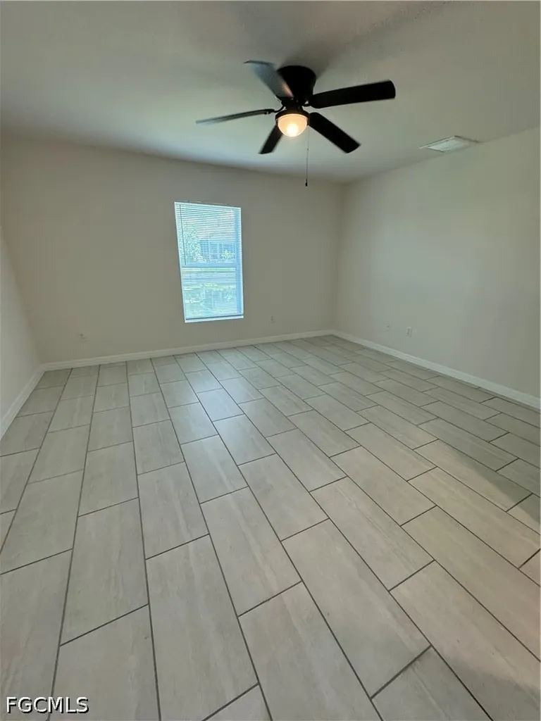 3305 SW 15th Place Cape Coral FL 33914