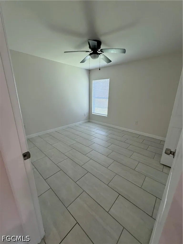 3305 SW 15th Place Cape Coral FL 33914