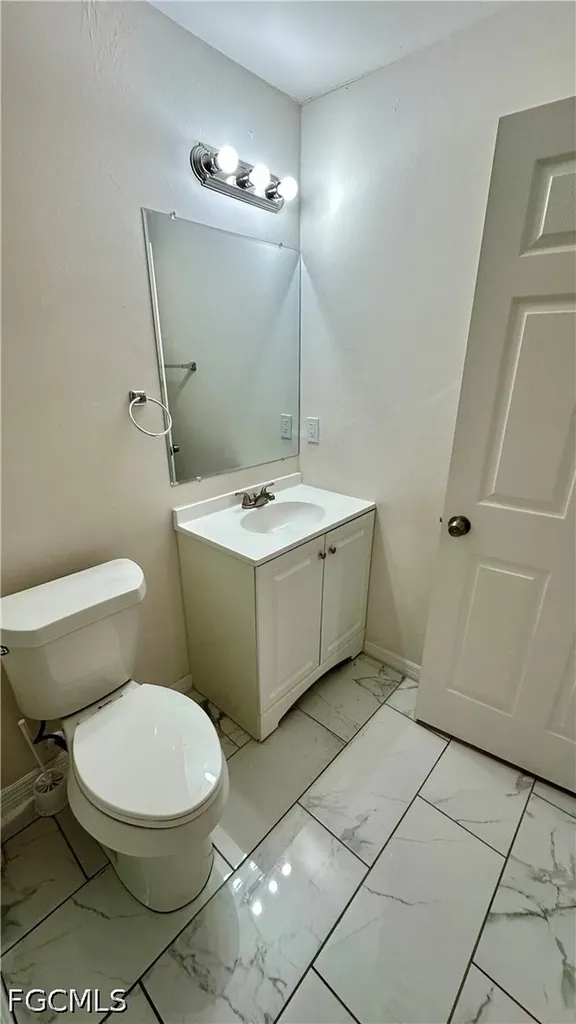 3305 SW 15th Place Cape Coral FL 33914